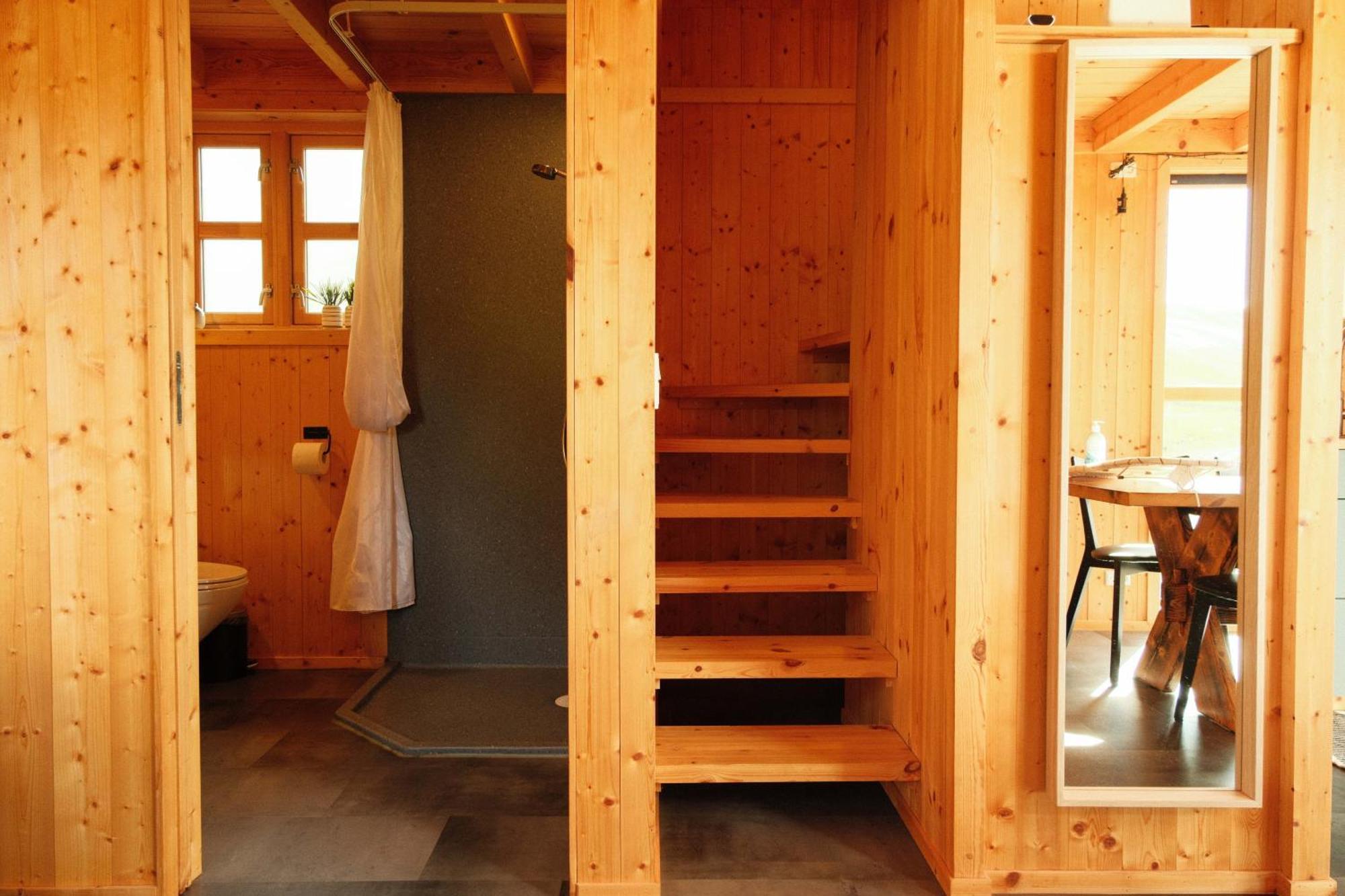 Mulafossur Cottages By Famous Waterfall In Gasadalur Luaran gambar
