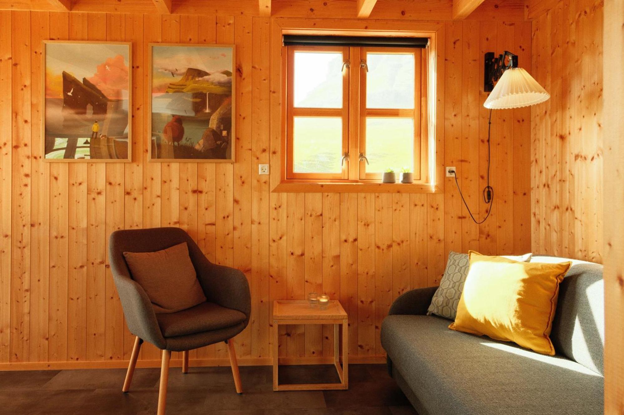 Mulafossur Cottages By Famous Waterfall In Gasadalur Luaran gambar